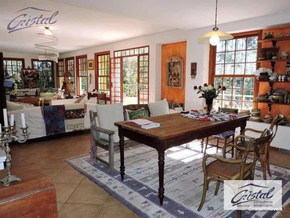Casa com 2 quartos / suítes à venda, 415 m² - Vila Real Moinho Velho - Embu das Artes/SP