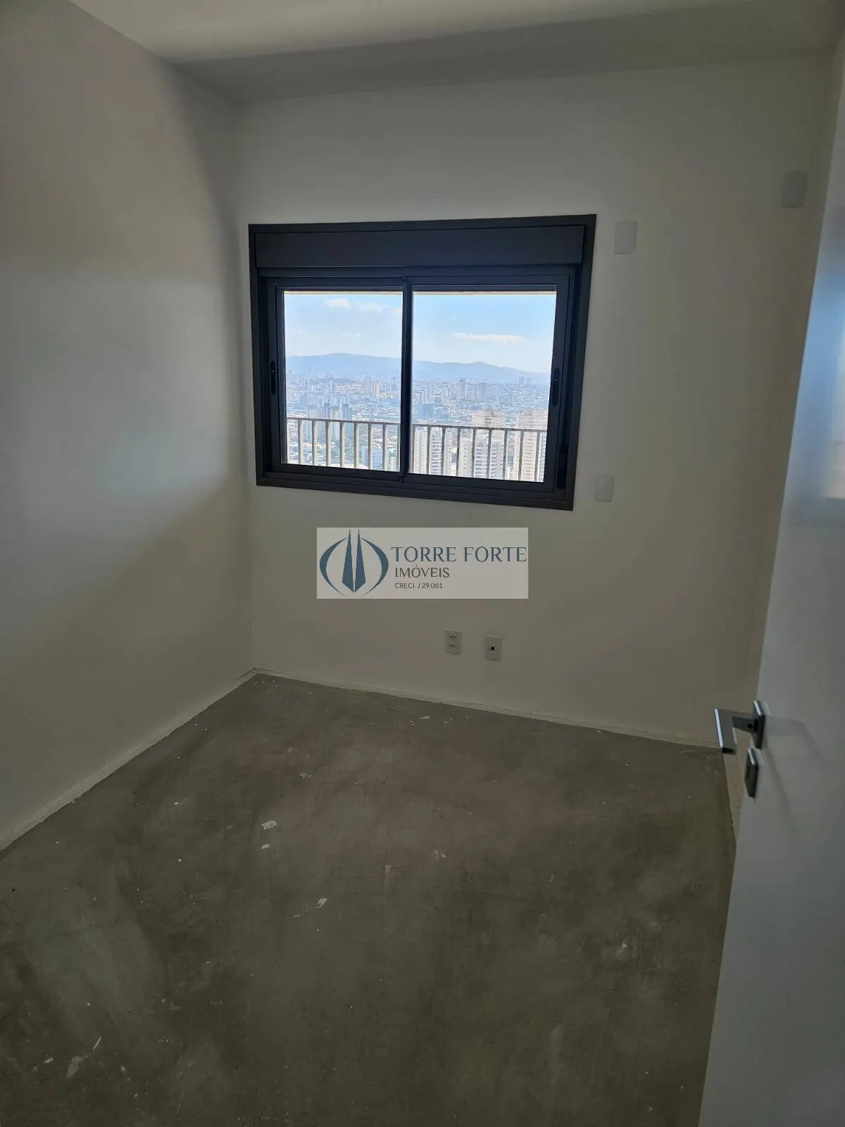 Imagem Apartamento novo com 2 dormitorios 1 suite , varanda , 1 vaga no Tatuape .
