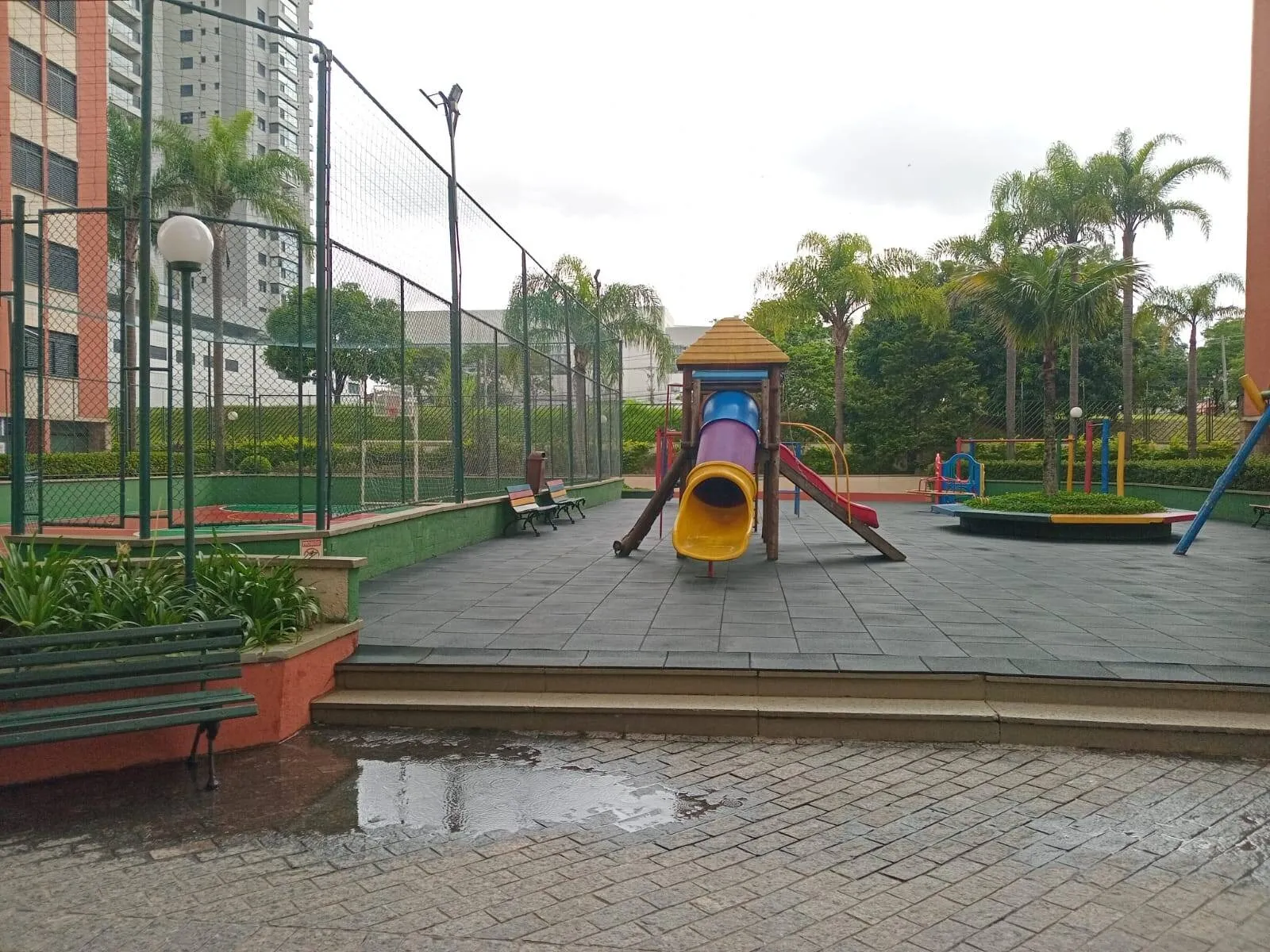 Imagem Apartamento Semi-Mobiliado com 3 Dormitórios no Tamboré - Lazer Completo
