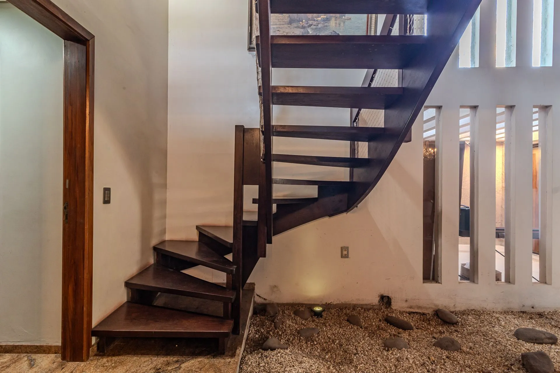 Imagem CASA À VENDA - rua Tito Marques Fernandes, Bairro ipanema POA/RS