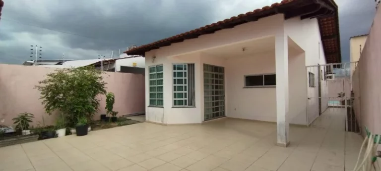Imagem CASA RESIDENCIAL em MANAUS - AM, PARQUE 10 DE NOVEMBRO