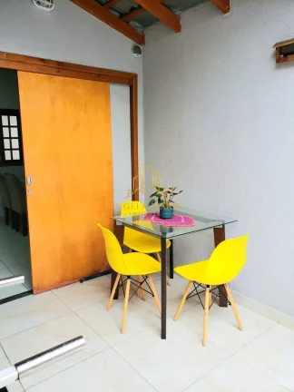 Imagem Casa Terrea, 3 Dormitórios (1Suite), 120m², Vila Branca Jacareí.