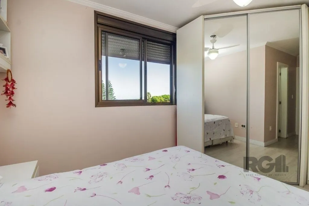 Imagem Excelente apartamento de 107 m² com 3 dormitórios e 2 vagas cobertas.