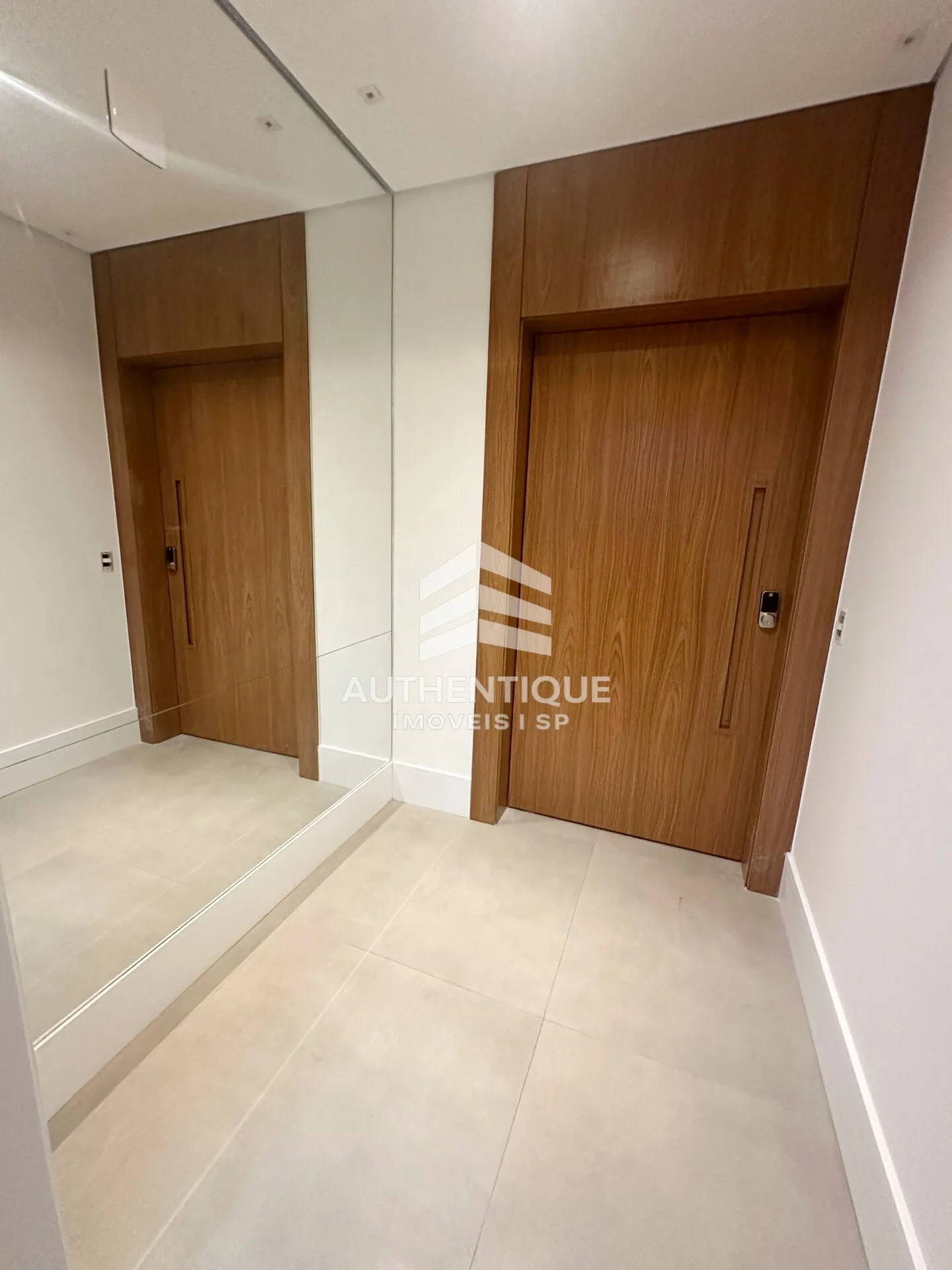 Imagem PREMIUM TAMBORE - Apartamento à venda em Santana de Parnaíba/SP