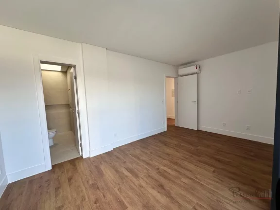 Imagem Unidade frente Cesar Nascimento. Cobertura Duplex, um luxo! Possui 3 suítes, todas com sacada e vis...