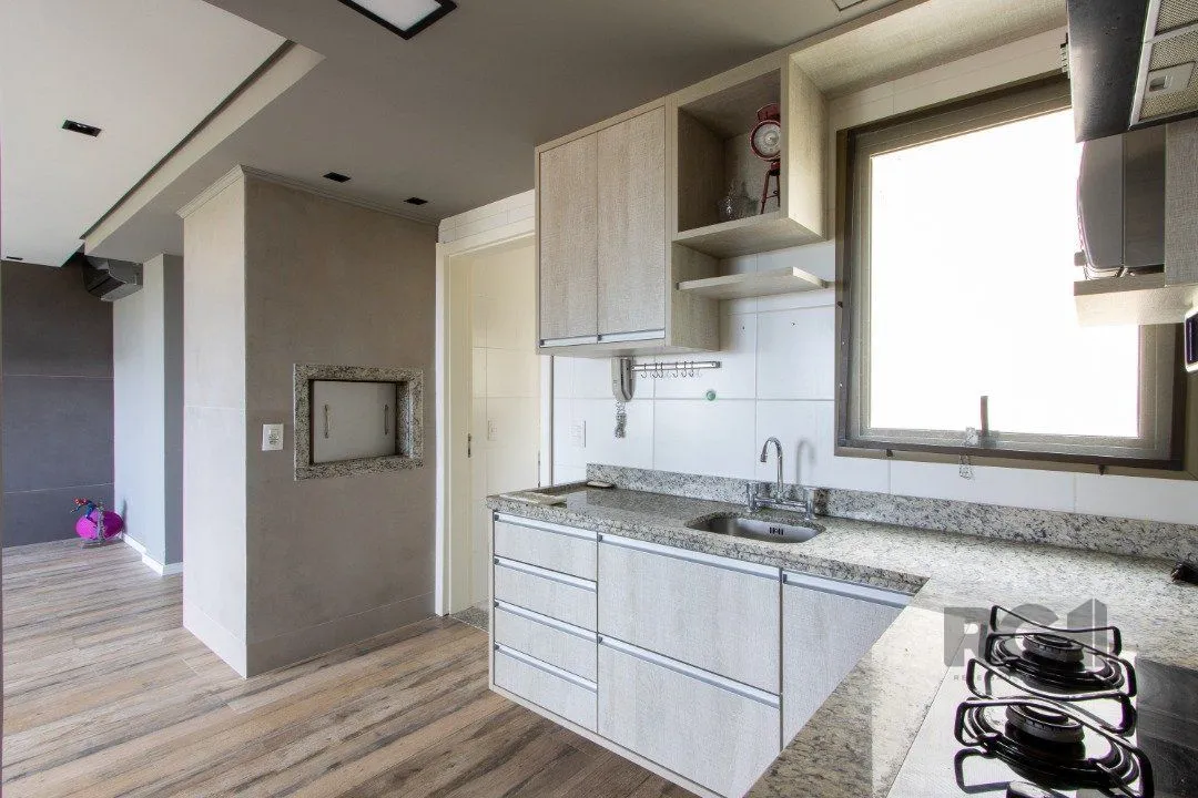 Imagem Apartamento em Porto Alegre, no bairro Cavalhada, com 3 dormitório(s), e 3 banheiros, à venda.