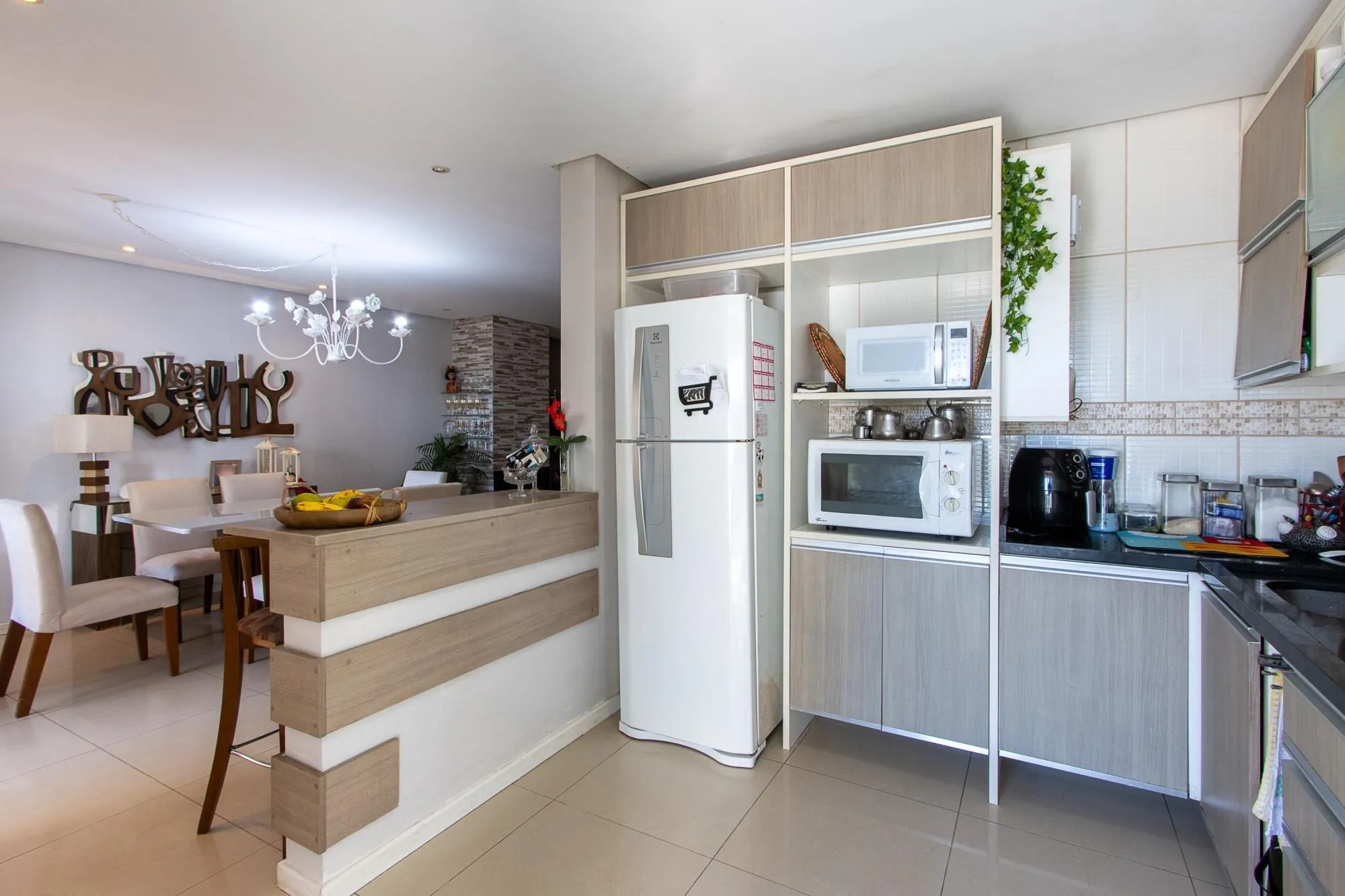 Imagem Casa com 3 dormitórios, suíte com closet e piscina no Condomínio Cinque Terre