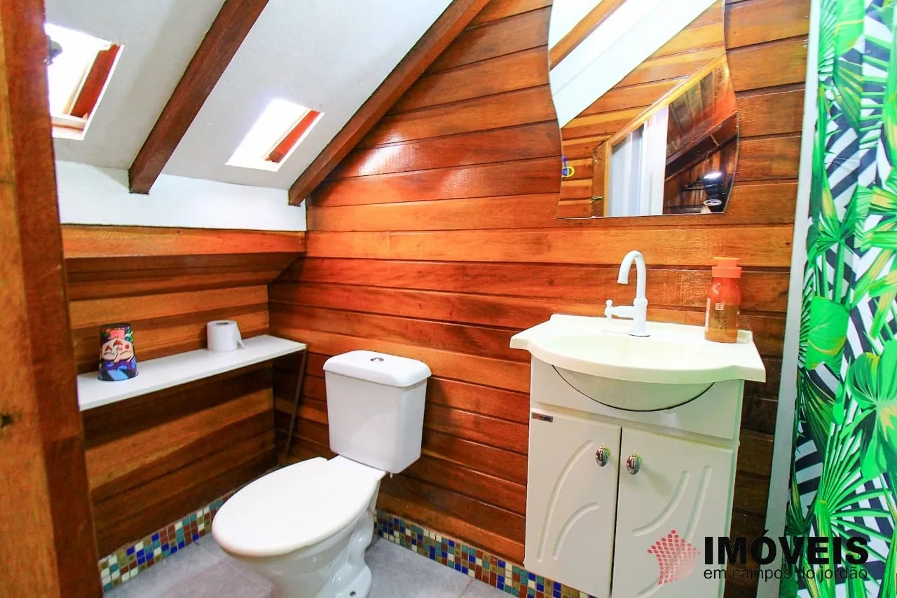 Imagem Comercial à venda 14 Quartos, 14 Suites, 5 Vagas, 380M², Vila Nova Suiça, Campos do Jordão - SP