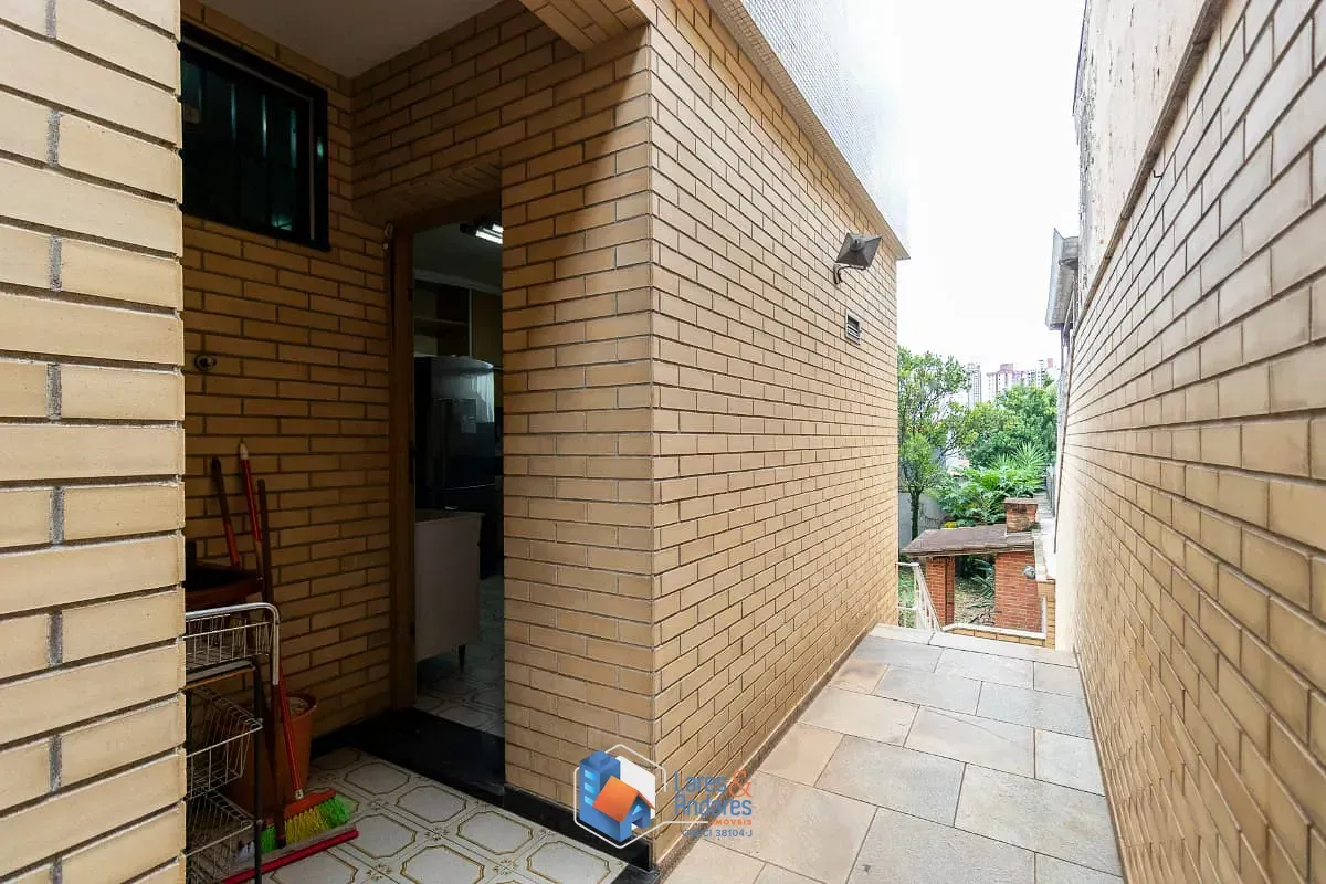 Imagem Casa para venda em Vila Carrão com 3 quartos, sendo 3 suítes, 382m²