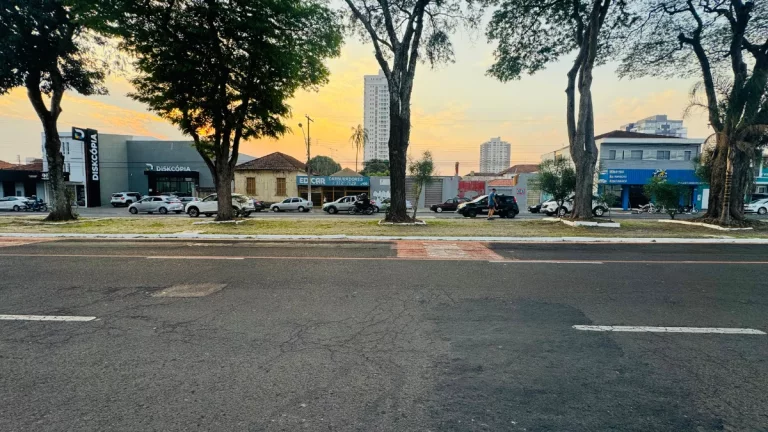 Imagem Galpão comercial para venda em Cidade Nova, 267m2