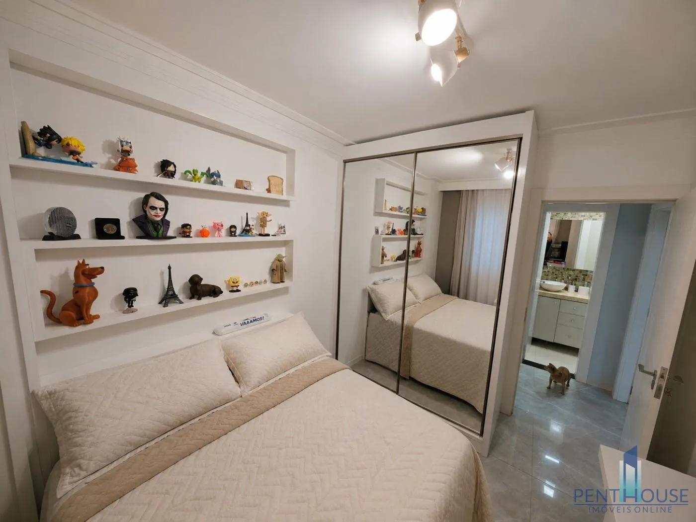 Imagem Apartamento Zona Central para Venda em Balneário Camboriú, CENTRO, 2 dormitórios, 1 suíte, 2 banheiros, 1 vaga