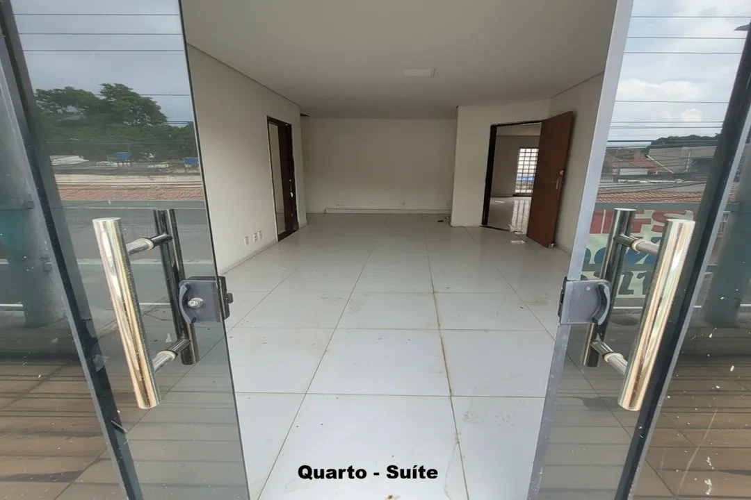 Imagem Sobrado com 4 Quartos à Venda, 150 metros em Ceilândia Sul - Brasília