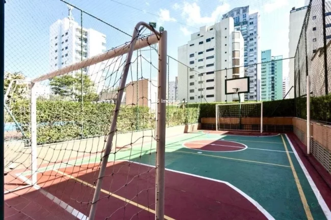 Imagem Apartamento em Moema, São Paulo-SP, com 4 quartos, 4 suítes e 235m²! Venha conferir!