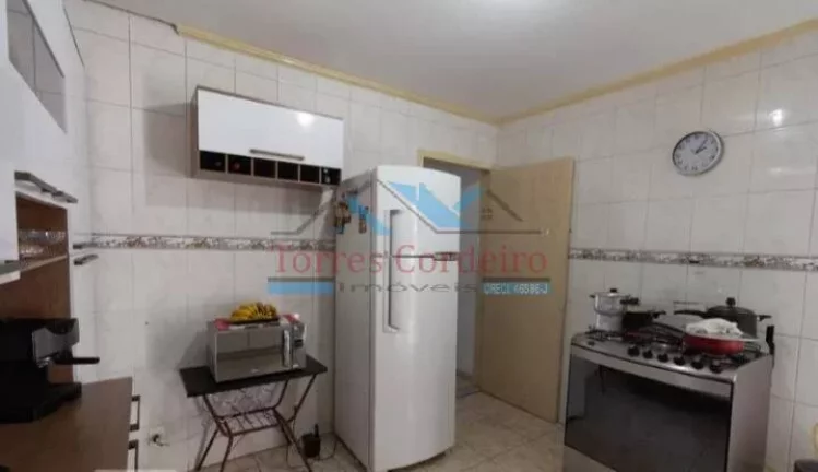 Imagem Sobrado com 4 dorm. (1 suíte) + 2 vagas - Jd. Bonfiglioli