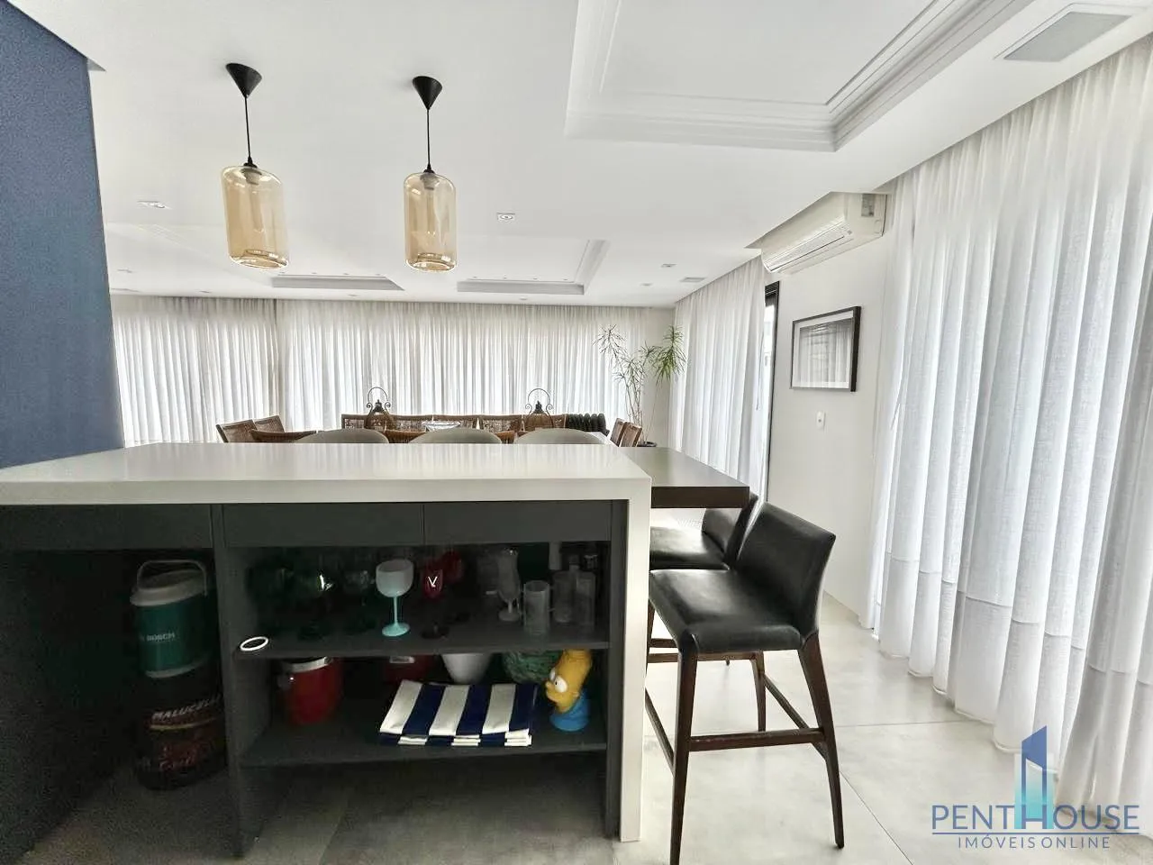 Imagem Casa em Condomínio para Venda em Balneário Camboriú, BARRA, 4 dormitórios, 2 suítes, 4 banheiros, 2 vagas