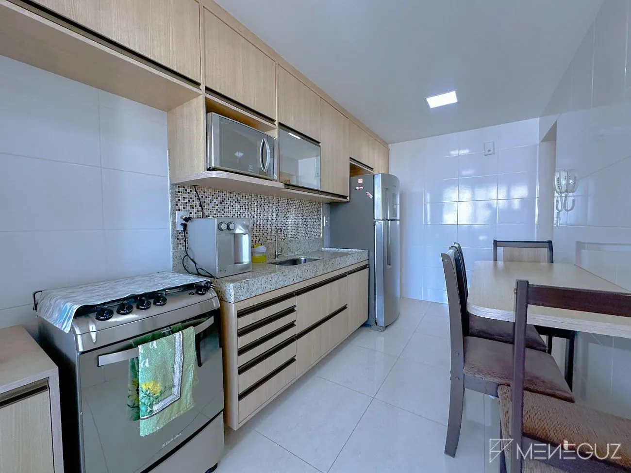 Imagem Facilidade e Conforto na Praia do Morro: Apartamento com Parcelamento Exclusivo