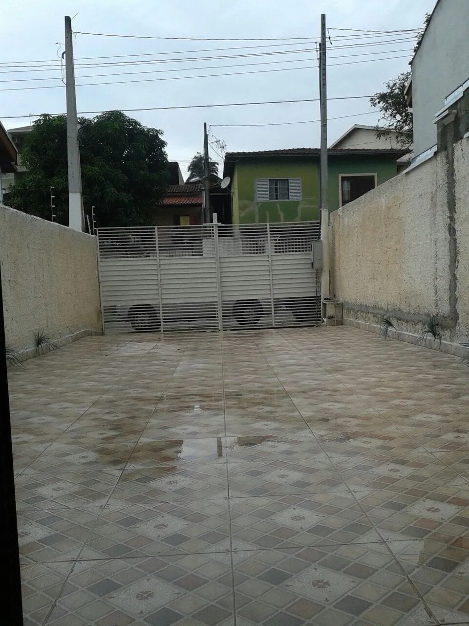 Foto do imóvel Casa à venda 1 Quarto, 2 Vagas, 125M², Vila Santa Isabel, Taubaté - SP