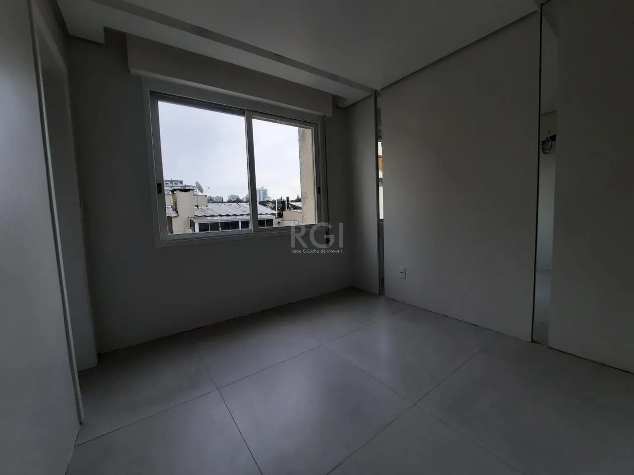 Imagem Apartamento para Venda - 43.76m², 1 dormitório, sendo 1 suites, 1 vaga - Boa Vista