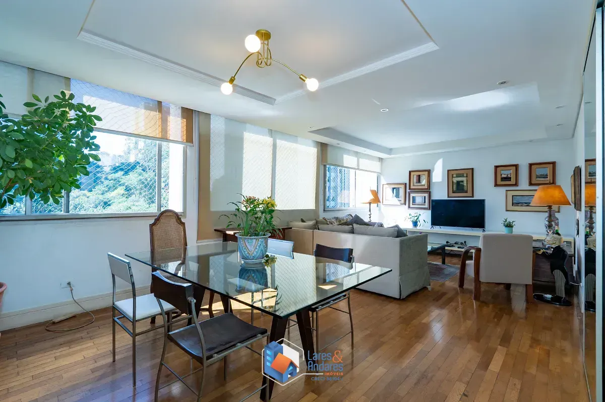 Foto do imóvel Apartamento para venda em Vila Suzana com 3 quartos, sendo 1 suíte, 140m² em Rua Marechal Hastinfilo de Moura