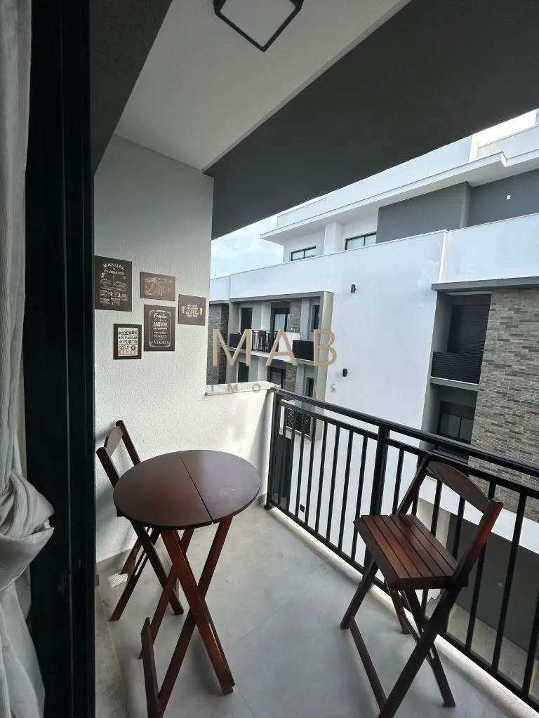 Imagem Venha Conferir! Apartamento de 1 Dormitório à Venda na Praia da Cachoeira do Bom Jesus em Florianópolis/SC!!
