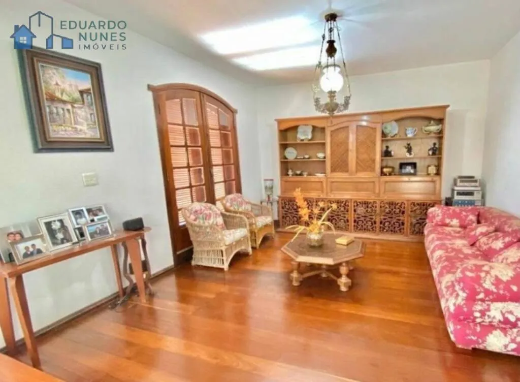 Imagem EXCELENTE CASA NO MANGABEIRAS COM 05 QUARTOS,02 SUÍTES E 04 VAGAS.