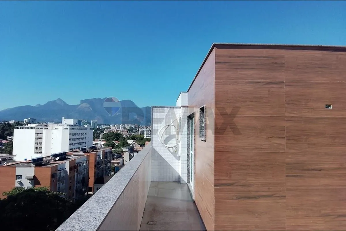 Imagem Cobertura à Venda na Taquara: 147m², 3 Quartos (2 Suítes) e Varanda Gourmet