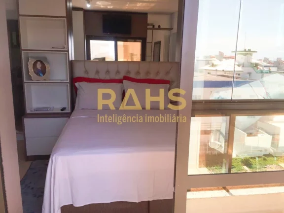 Imagem Apartamento Semi Mobiliado em Ótima Localização, Próximo ao Mar de Florianópolis Apartamento co...