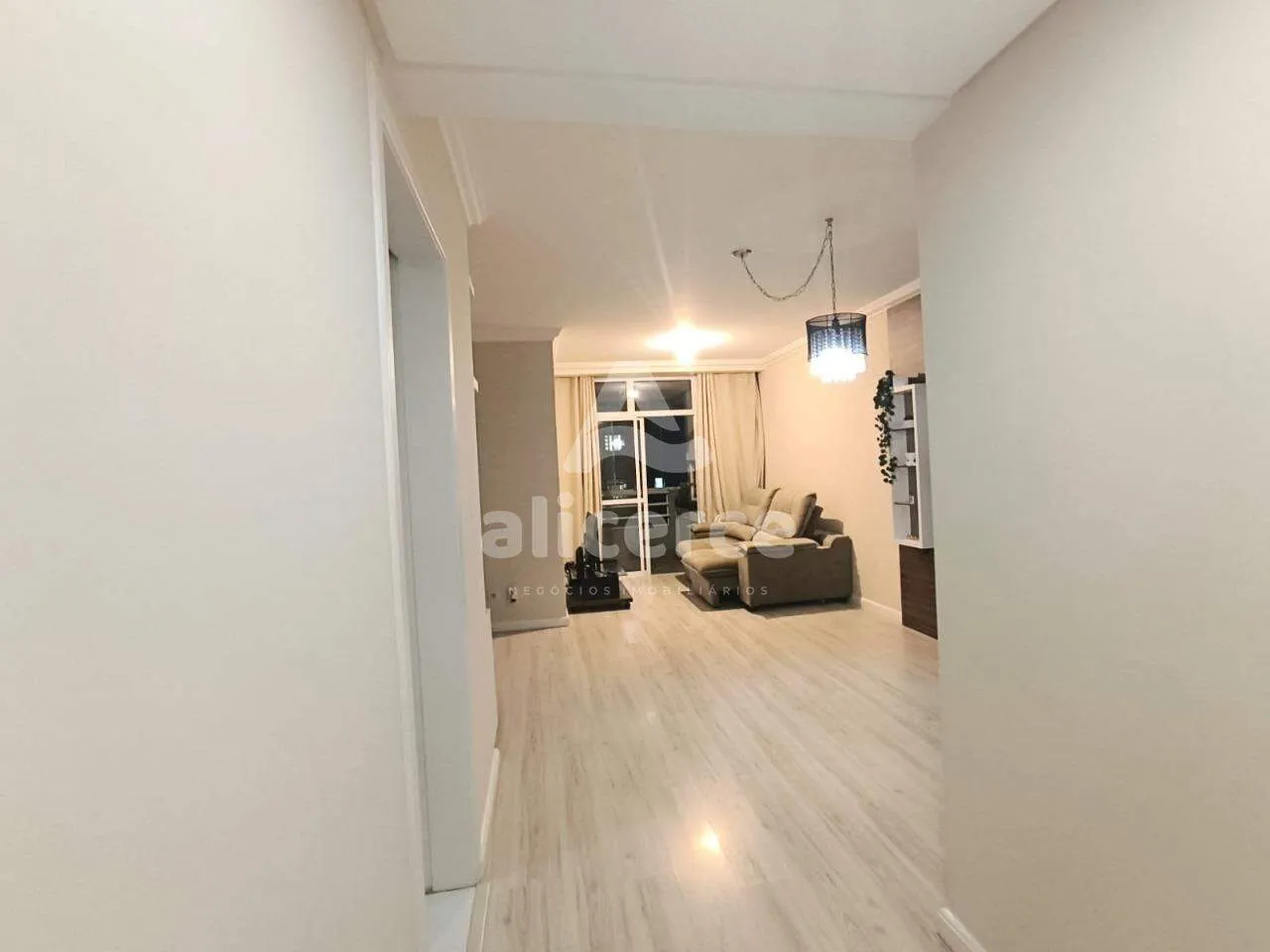 Imagem Apartamento à venda com 2 quartos , 79m² em Jardim Cidade de Florianópolis São José