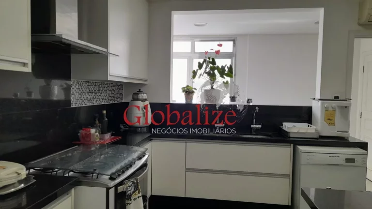 Imagem Ótimo apartamento de frente no bairro do Boqueirão em Sanros (SP), na quadra da praia por R$.1.450.000,00
