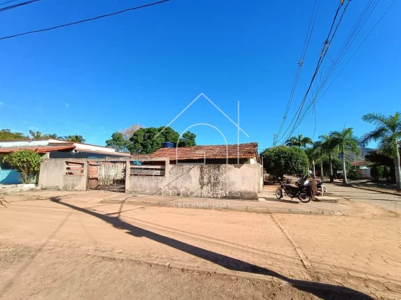 Imagem Casa à Venda Com 02 Quartos sendo 01 Suíte - Distrito de Linópolis - Divino das Laranjeiras - MG