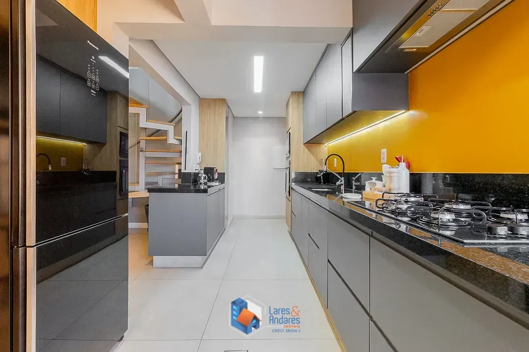 Imagem Duplex para venda em Vila Progredior com 3 quartos, sendo 2 suítes, 200m²