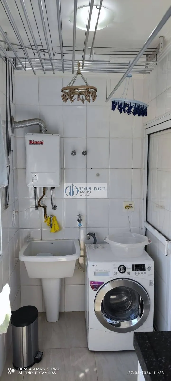 Imagem Apartamento com 4 dormitórios, 1 suíte , 2 vagas de garagem, Vila América
