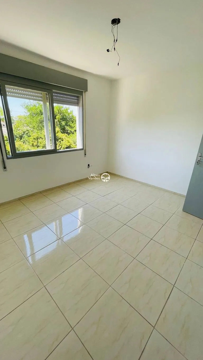 Imagem Apartamento à Venda em São Sebastião, Porto Alegre - RS