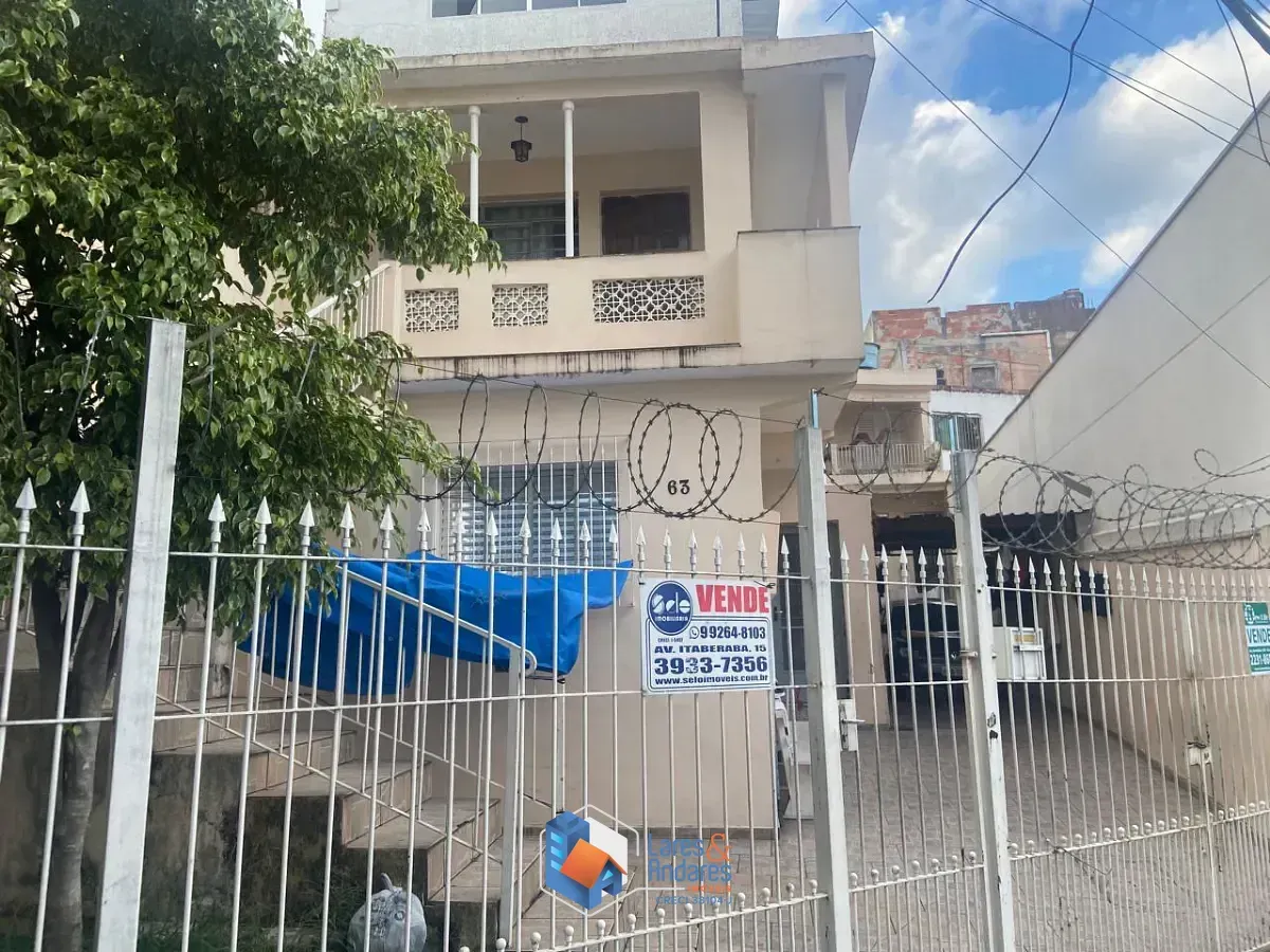 Imagem Casa para venda em Vila Souza com 8 quartos, sendo 4 suítes, 245m²