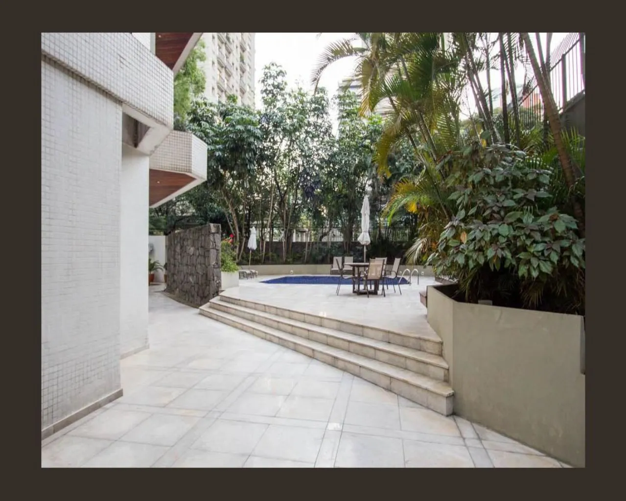 Imagem Apartamento de luxo no Edifício Maison Saint Laurent