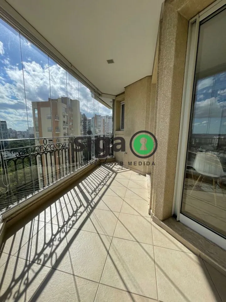 Imagem Apto no Panamby com 430m²,Venda ou Locação, 4 suites, 6 vagas, escritório, Semi Mobiliado