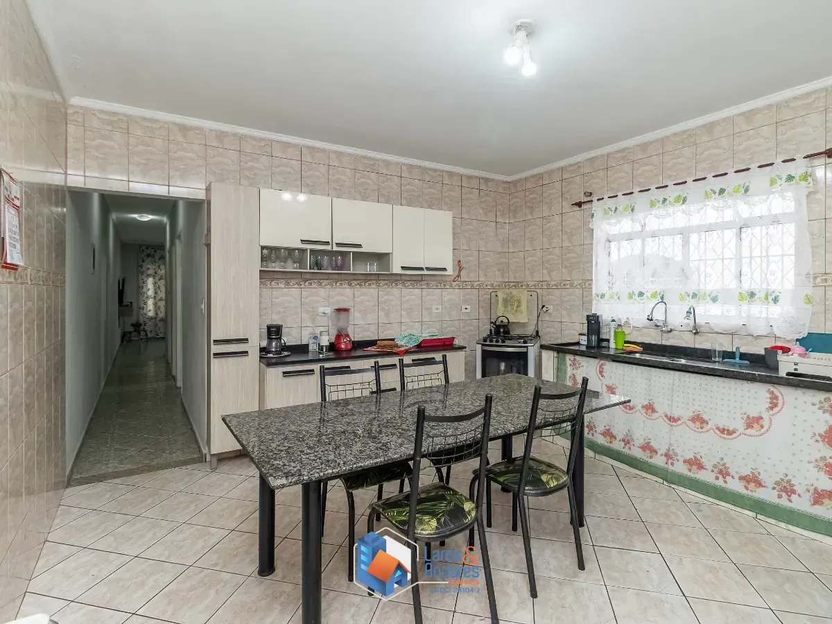 Imagem Casa para venda em Tremembé com 9 quartos, sendo 1 suíte, 161m²