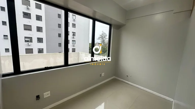 SALA COMERCIAL