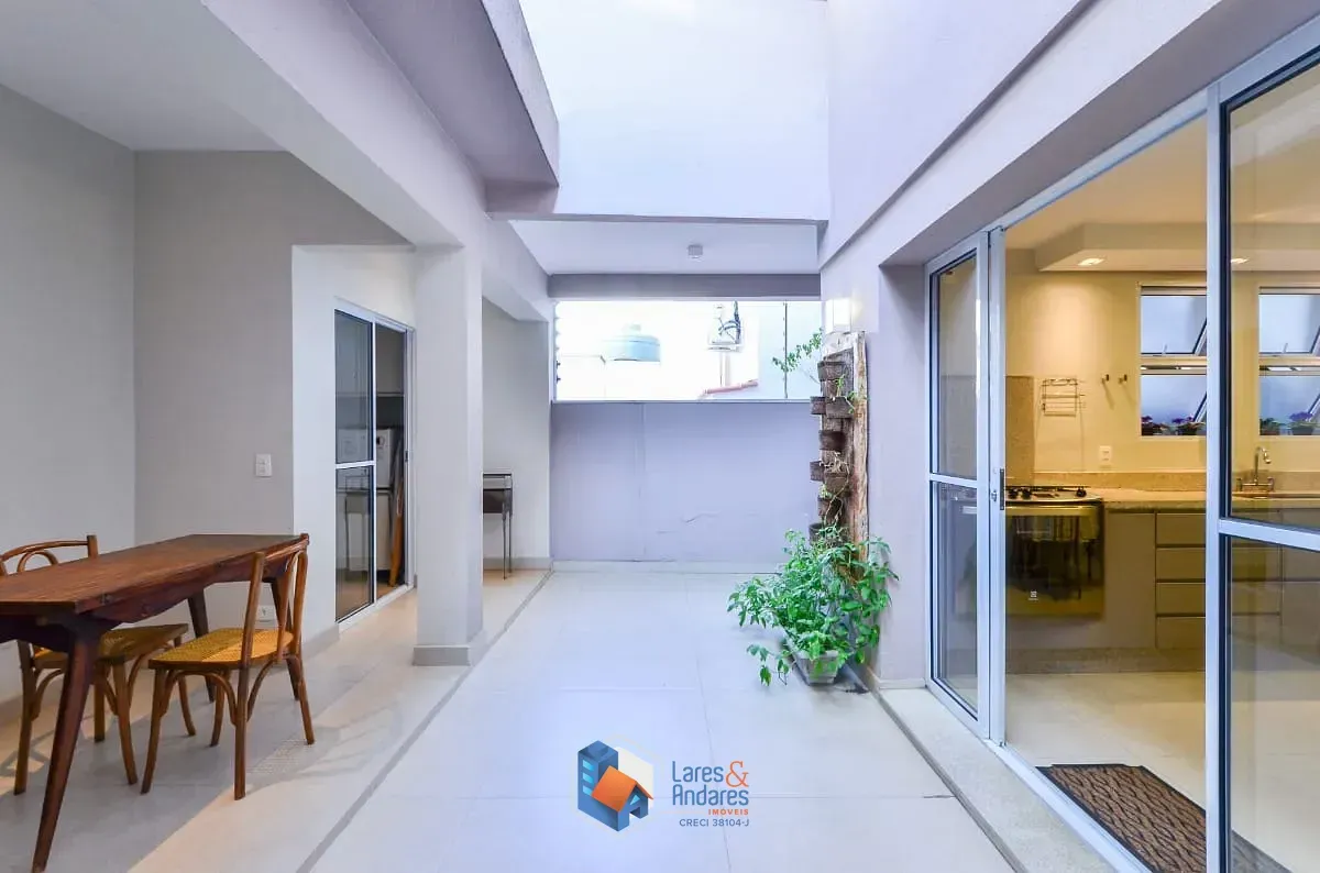 Imagem Casa para venda em Brooklin com 3 quartos, sendo 1 suíte, 200m²