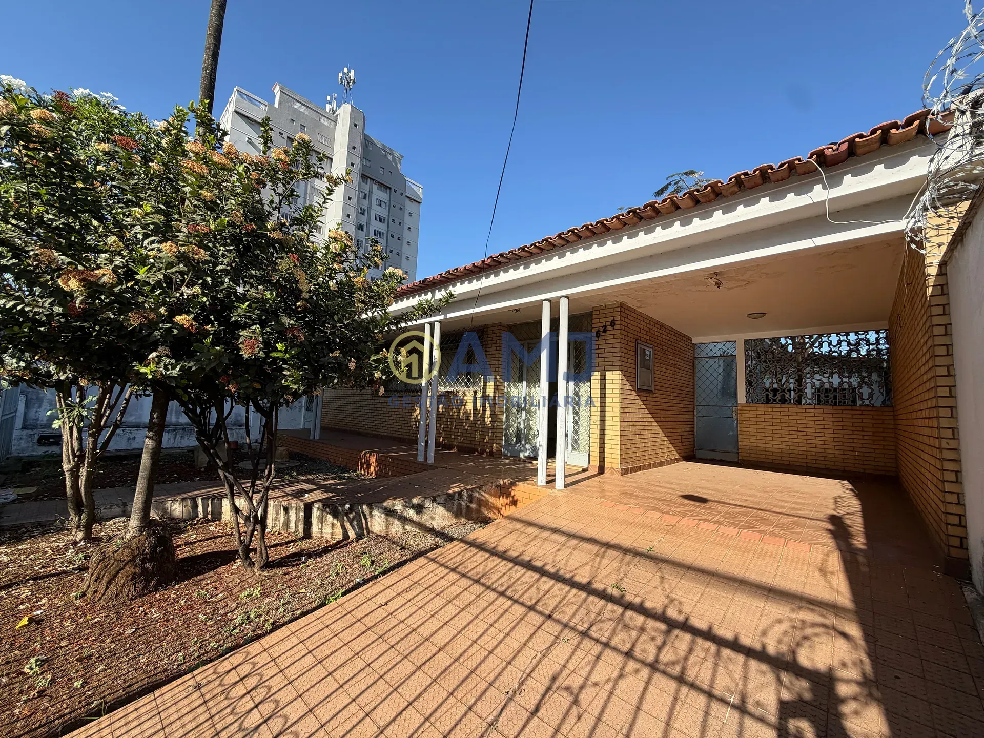 Foto do imóvel CASA À VENDA | AVENIDA COMERCIAL | SETOR OESTE / SETOR COIMBRA | GOIÂNIA em Endereço não informado
