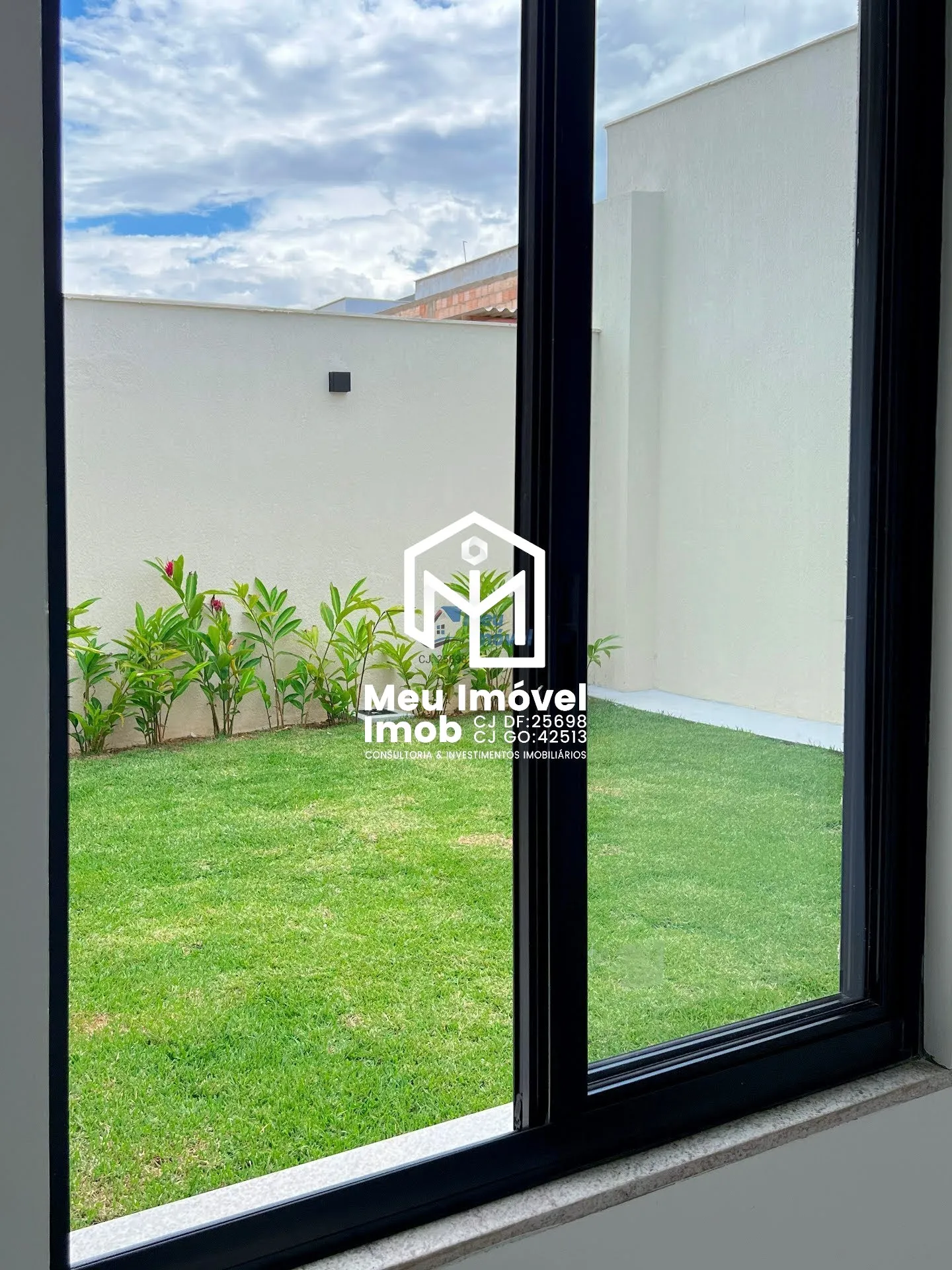 Imagem Aldeia II Casa 4 Quartos 2 Suítes 2 Vagas 192m² Lazer Closet