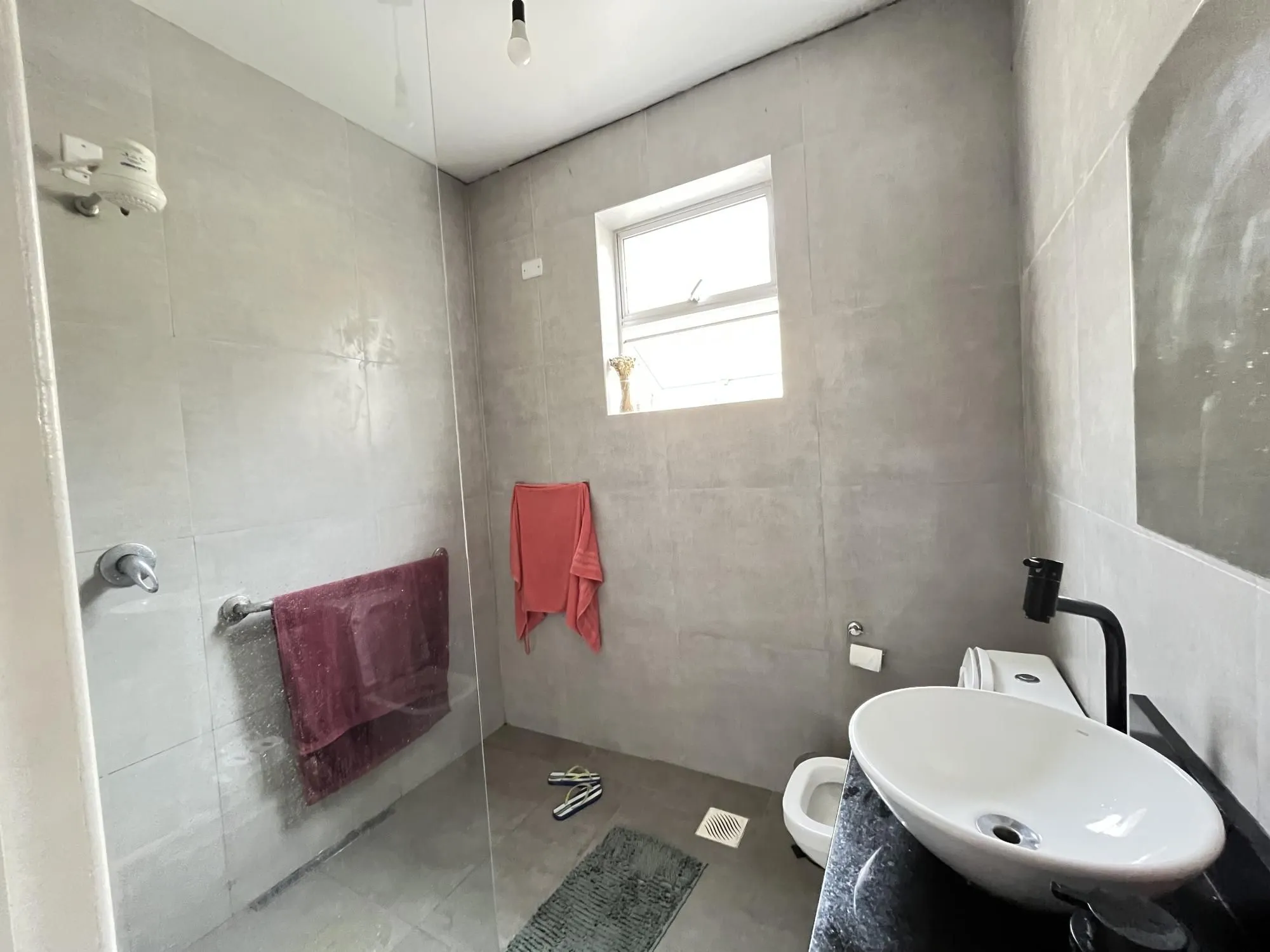 Imagem Apartamento de 2 quartos no bairro Menino Deus em Porto Alegre