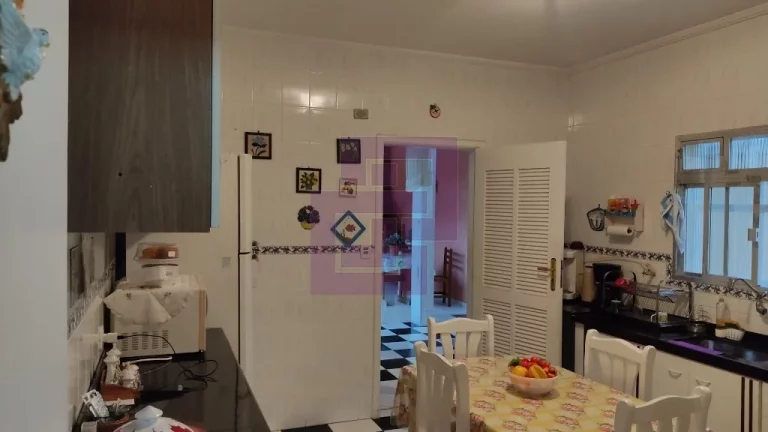 Imagem Casas / Padrão na cidade de Guarujá