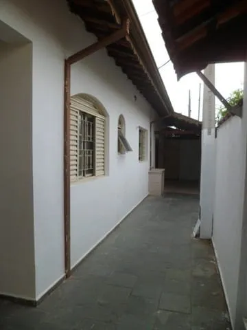 Foto do imóvel Casa à venda 3 Quartos, 1 Suite, 1 Vaga, 300M², Jardim Gurilândia, Taubaté - SP