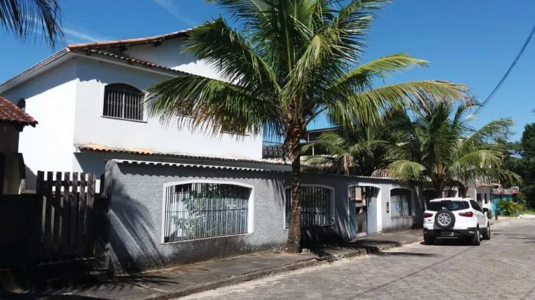 Casa com 4 Quartos à Venda, 350 m² em Vila Muriqui - Mangaratiba
