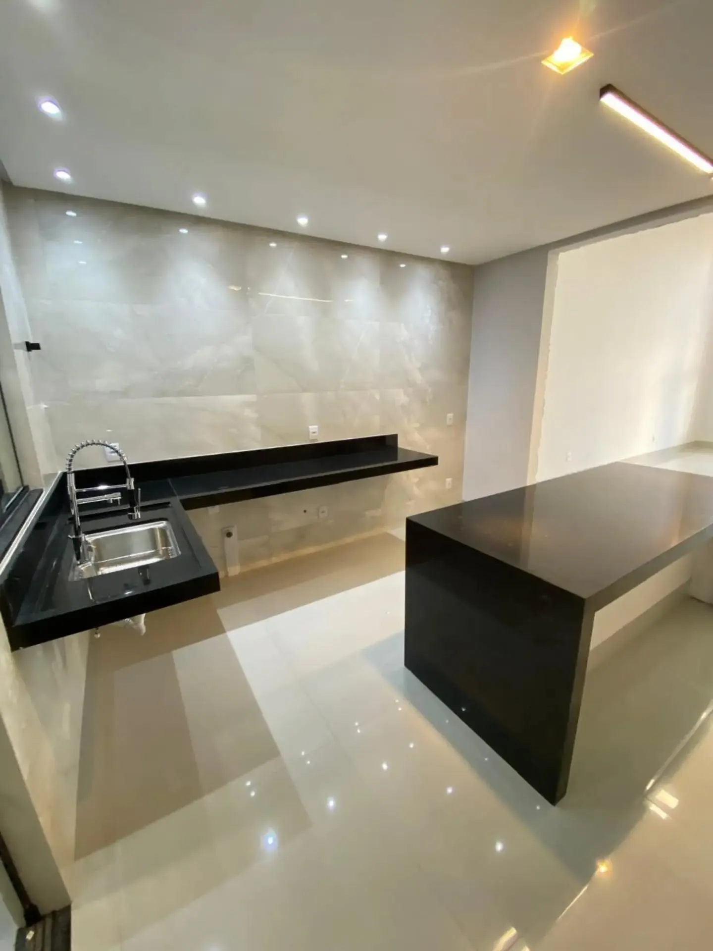 Imagem Casa 3 Suites Sozinha No Lote No Jardim Olimpico