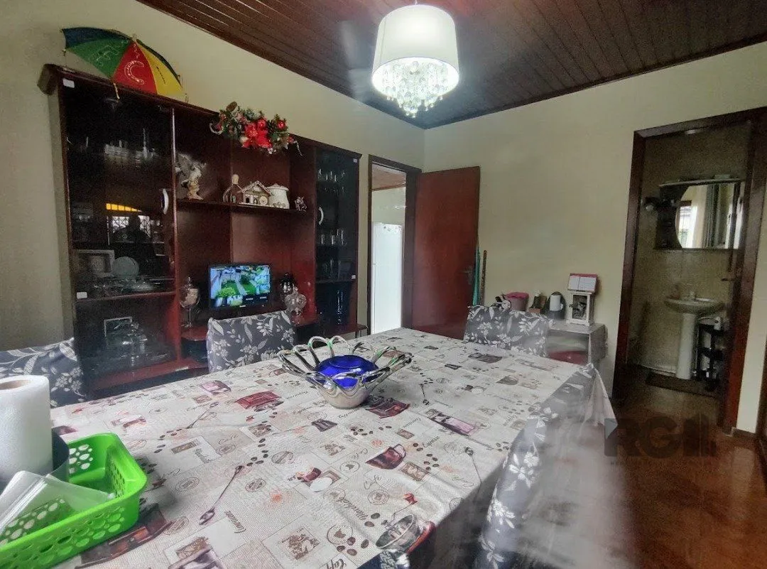 Imagem Casa para venda com 3 dormitórios no bairro Tristeza