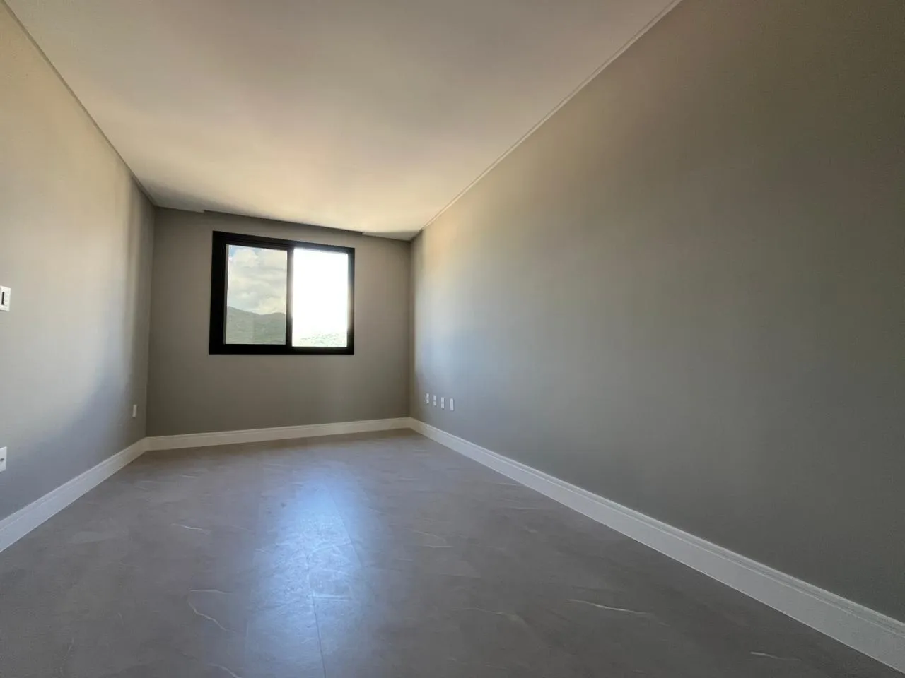 Imagem Apartamento com vista para o mar à venda com 197m2 por R$ 4.000.000,00