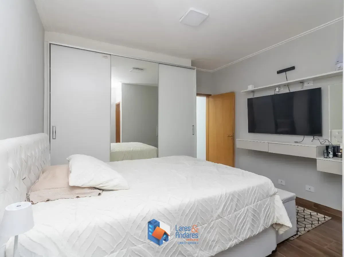 Imagem Sobrado para venda em City Recanto Anastácio com 3 quartos, sendo 3 suítes, 158m²