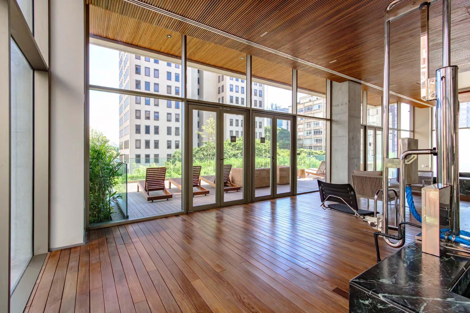 Imagem Apartamento com 1 Quarto à Venda, 87 m² em Jardim Europa - São Paulo